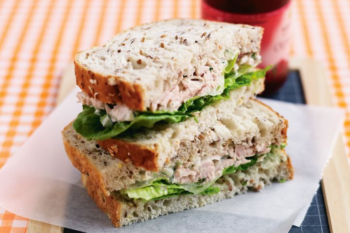 Cooking Fish Tuna, celery & mayo sandwich