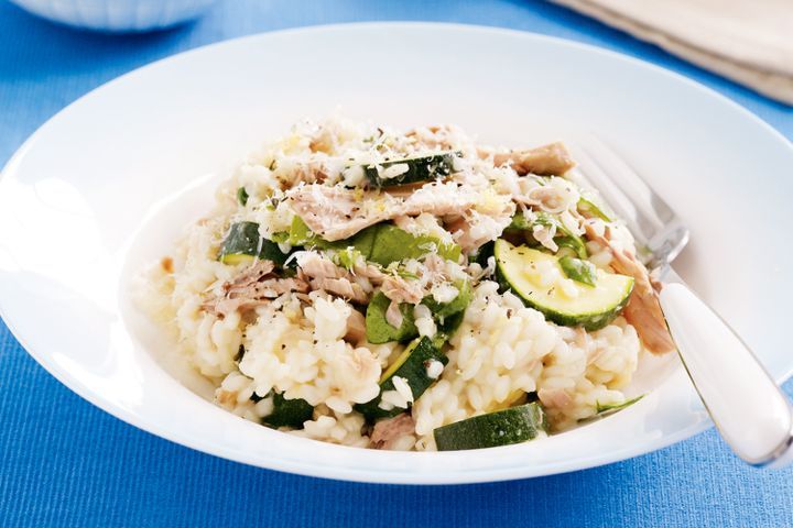 Cooking Fish Tuna and zucchini risotto