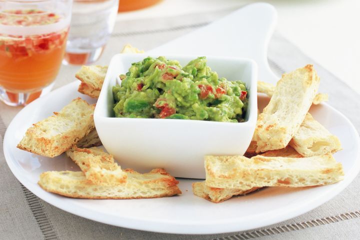 Cooking Child Avocado dip with Turkish chips