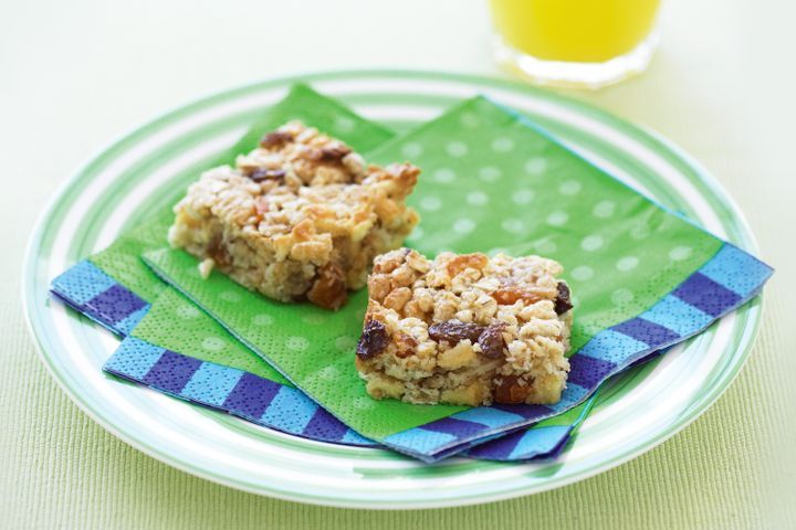 Cooking Child Dairy and nut-free muesli slice