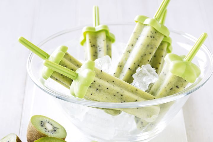 Cooking Child Kiwifruit pops