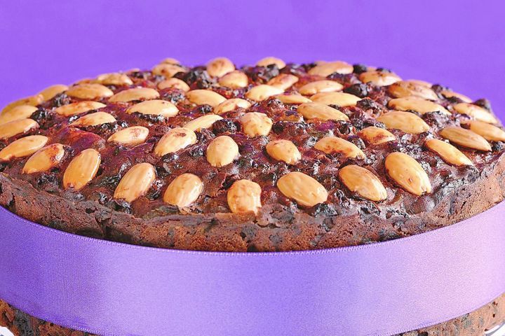 Cooking Child Super-healthy fruitcake