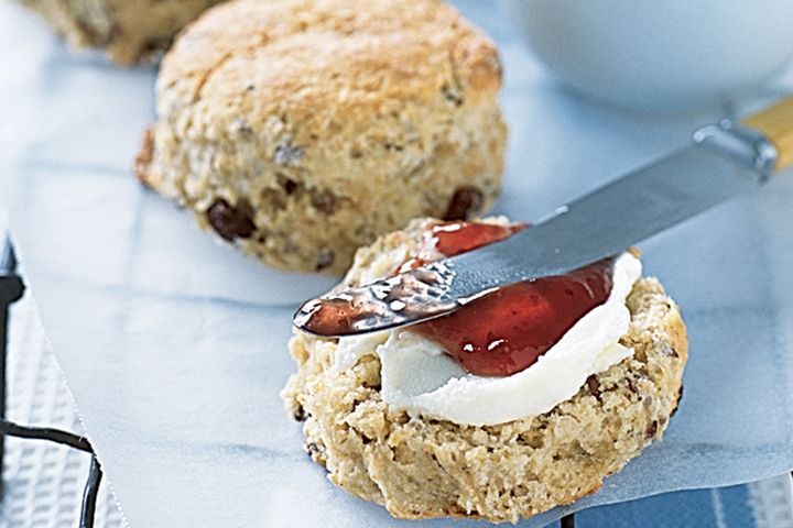 Cooking Child Wholemeal sultana and seed scones