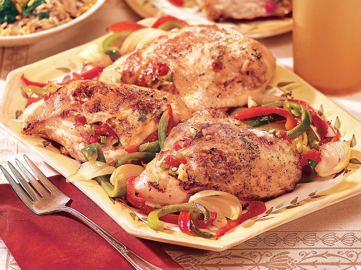 Готовим Meat Baked Chicken with Peppers and Onions
