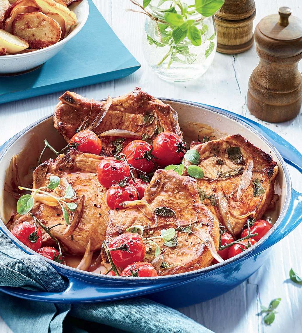 Готовим Meat Skillet Pork Chops with Tomatoes