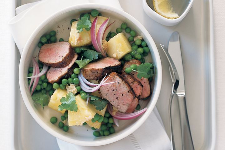 Cooking Meat Barbecued pork with pineapple, peas and ginger