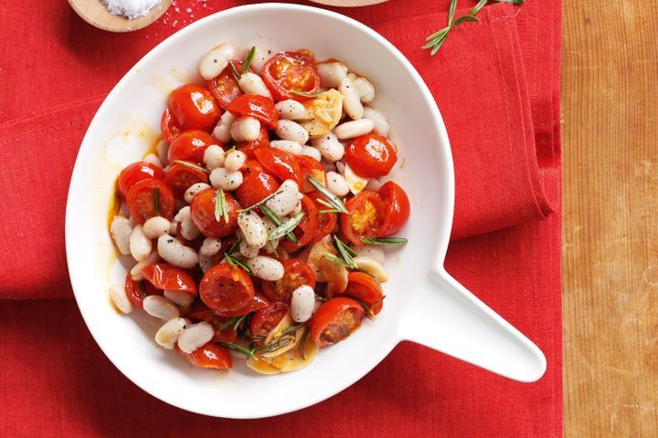 Cooking Meat Cannellini beans with tomato and rosemary