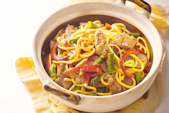 Cooking Meat Chilli and five-spice pork stir-fry