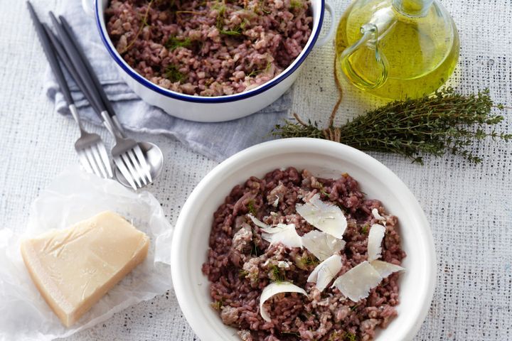 Cooking Meat Gluten-free sausage and red wine risotto