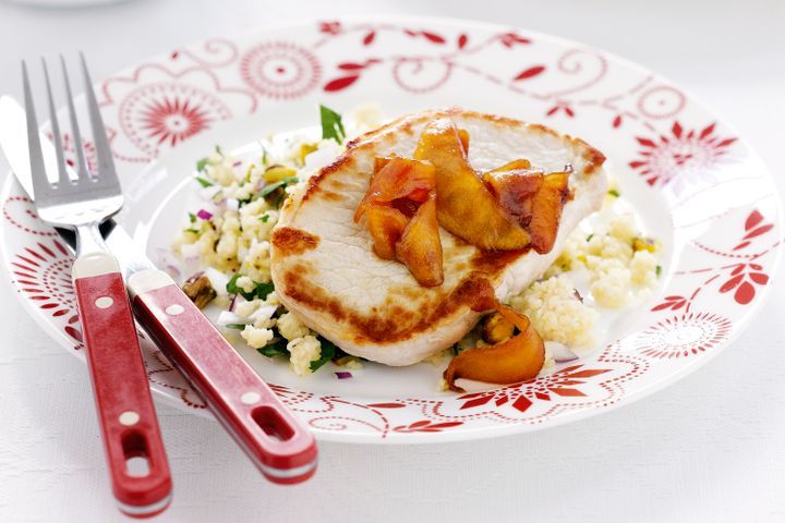 Готовим Meat Pork with caramelised apple and couscous