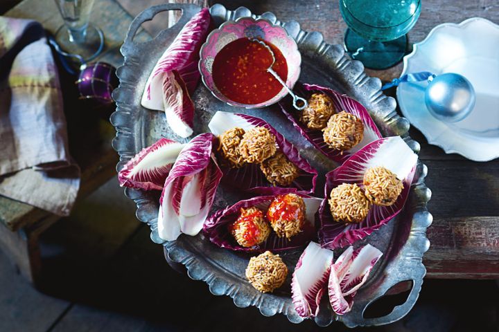 Cooking Meat Prawn, pork & crispy noodle balls