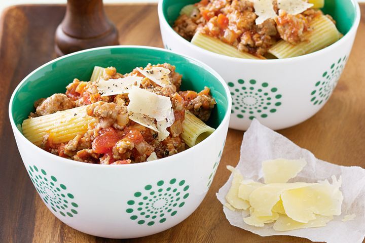 Cooking Meat Rigatoni Bolognaise