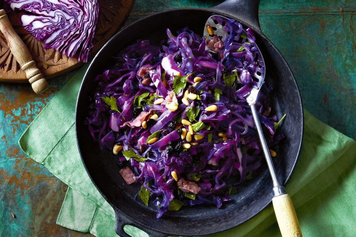 Cooking Meat Sauteed cabbage with fennel, prosciutto and currants