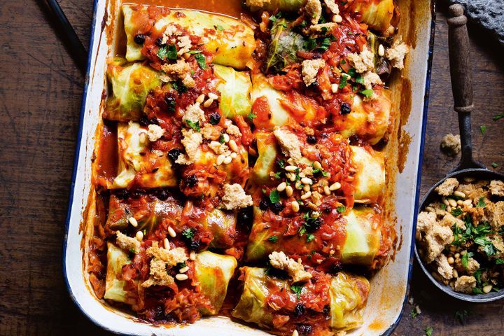 Cooking Meat Stuffed cabbage rolls