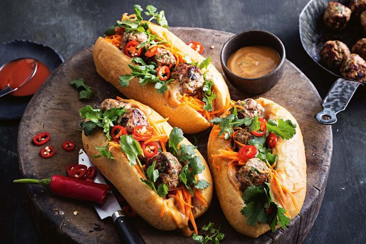 Cooking Meat Vietnamese spicy meatball banh mi