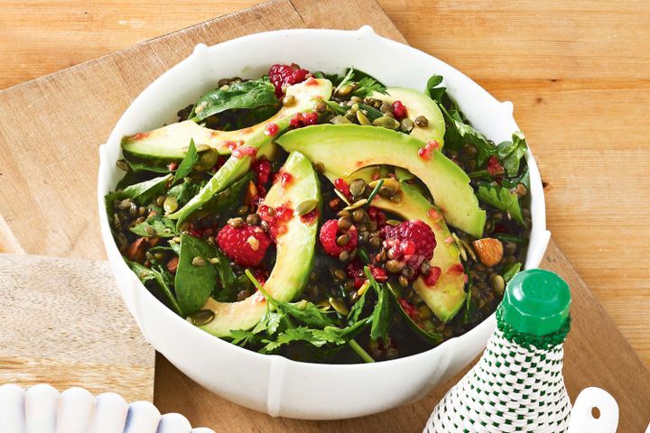 Cooking Salads Avocado, raspberry and lentil salad