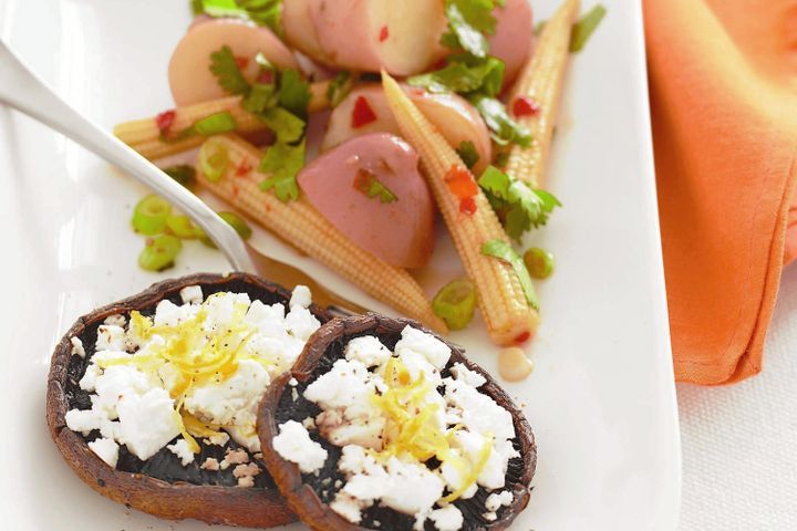 Cooking Salads Barbecued mushrooms with baby corn salad