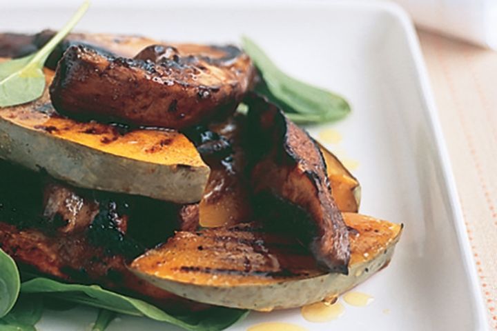 Cooking Salads Barbequed mushroom and pumpkin salad