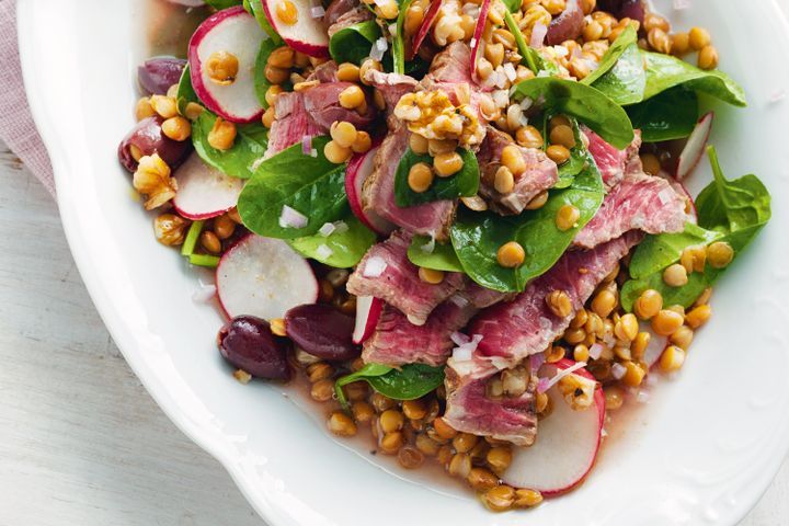 Cooking Salads Beef, lentil and walnut salad