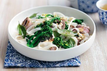 Cooking Salads Beef and broccolini noodle salad