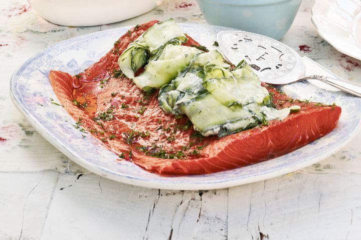 Cooking Salads Beetroot-cured gravlax with cucumber salad