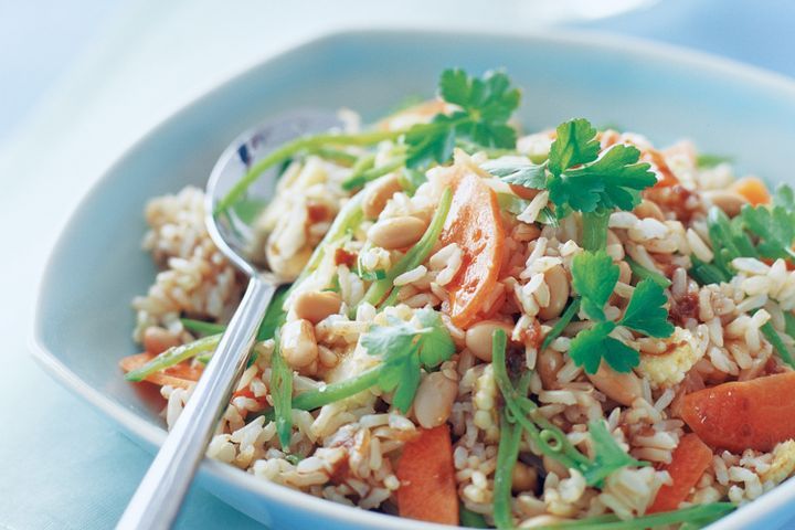 Cooking Salads Brown rice salad with soy dressing