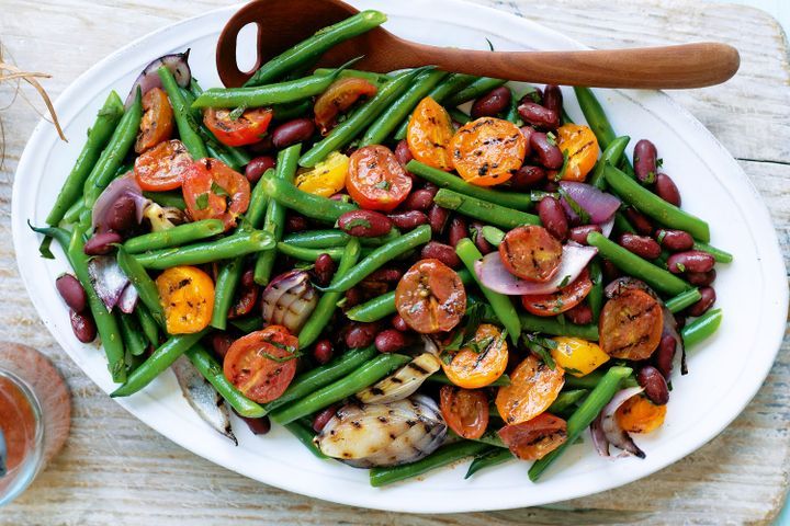 Cooking Salads Chargrilled tomato & bean salad with spicy dressing