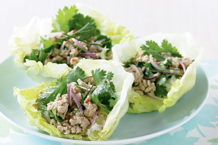 Cooking Salads Chicken, kaffir lime and lemon-grass salad