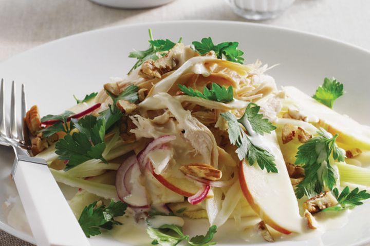Cooking Salads Chicken, sweet apple and fennel salad