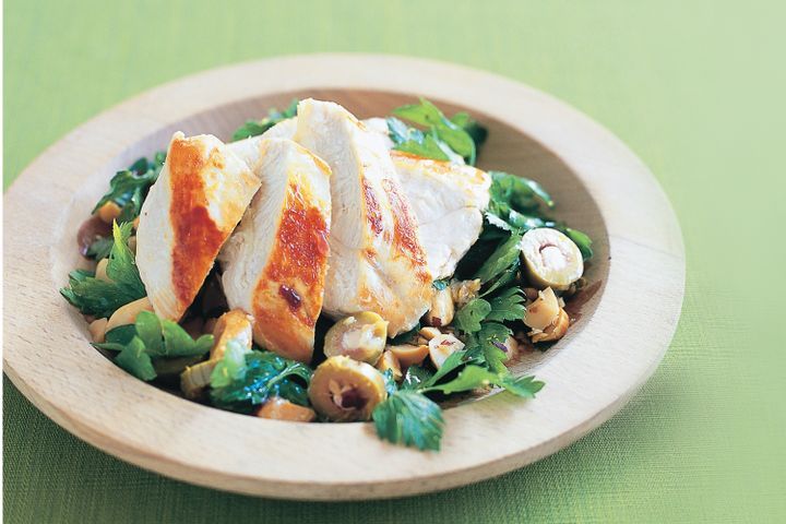 Cooking Salads Chicken and Brazil nut salad