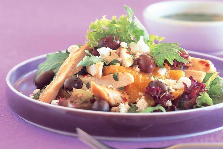 Cooking Salads Chicken with orange and feta salad