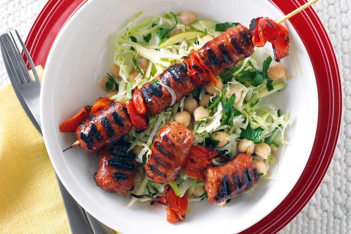 Cooking Salads Chorizo skewers with apple and chickpea salad