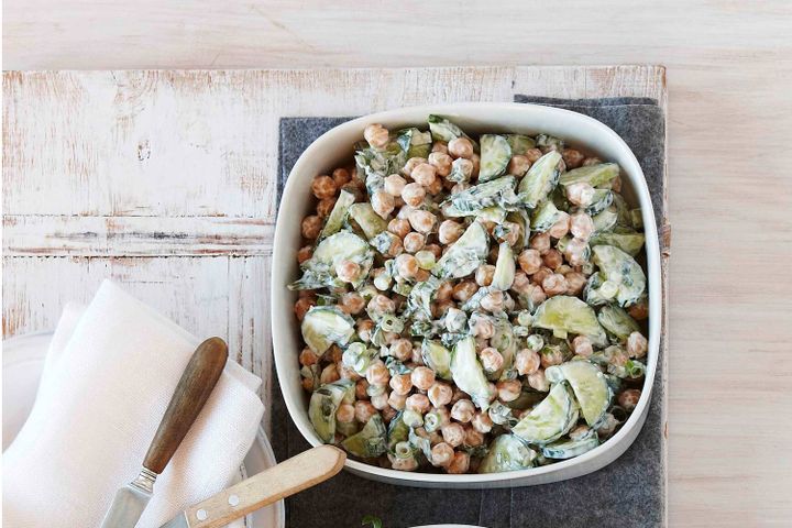 Cooking Salads Creamy chickpea and cucumber salad