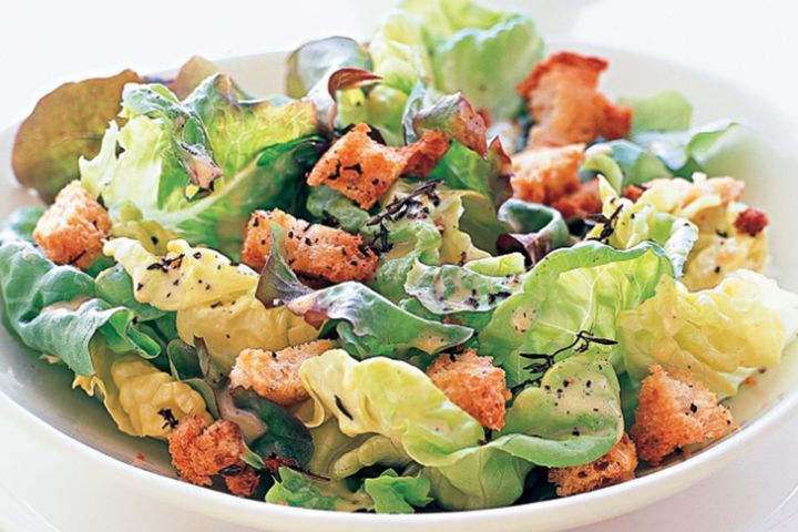 Cooking Salads Fancy lettuce salad with creamy dressing