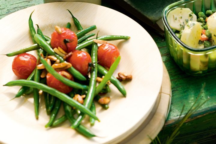 Cooking Salads Green bean, roast tomato and almond salad