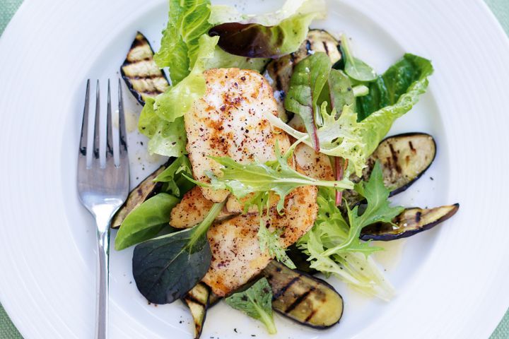 Cooking Salads Grilled eggplant and haloumi salad