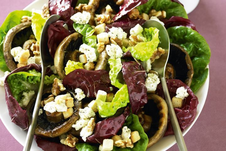 Cooking Salads Grilled mushroom and goats cheese salad