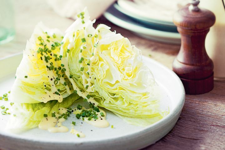 Cooking Salads Iceberg lettuce salad