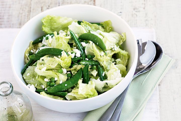 Cooking Salads Lettuce, pea, mint and feta salad