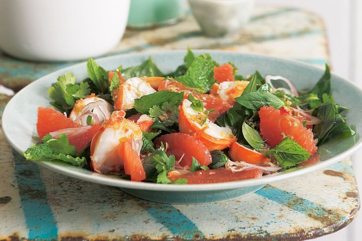 Cooking Salads Lobster, pink grapefruit and mixed herb salad