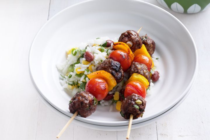 Cooking Salads Mexican meatball skewers with rice salad