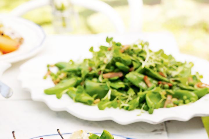 Cooking Salads Mixed pea, bacon & pine nut salad