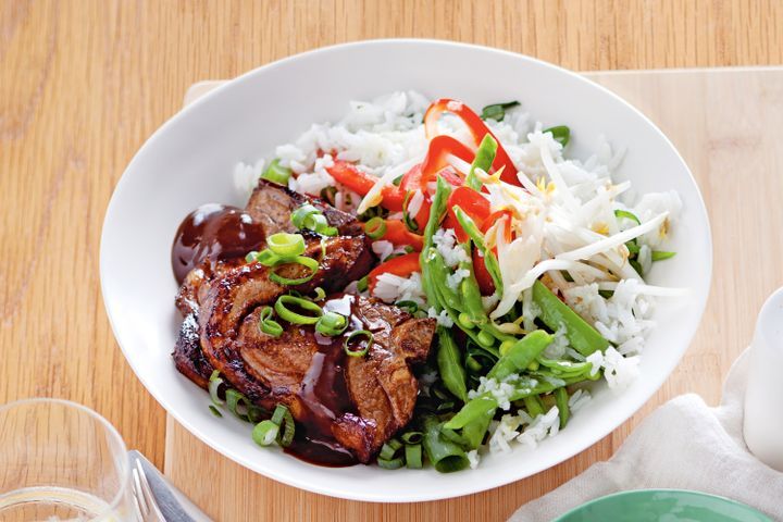 Cooking Salads Mongolian lamb chops with rice salad