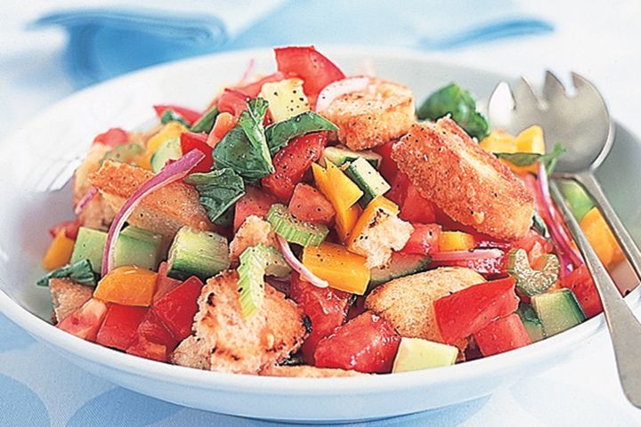 Cooking Salads Panzanella (Tuscan tomato & bread salad)