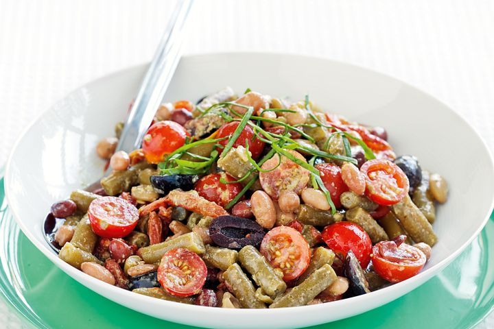 Cooking Salads Pesto bean salad