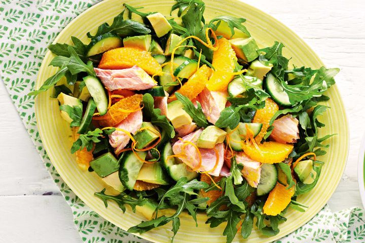 Cooking Salads Poached salmon and orange salad