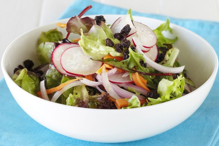Cooking Salads Radish and carrot salad