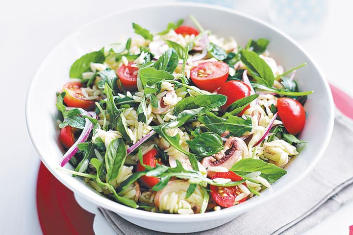 Cooking Salads Risoni salad with tomatoes, basil and rocket