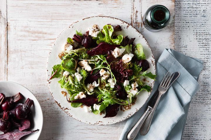 Cooking Salads Roasted beetroot and goats cheese salad