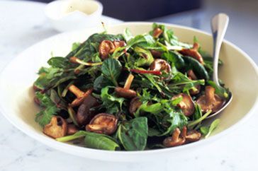 Cooking Salads Salad of mixed Asian leaves with pan-fried shiitake